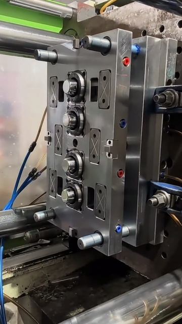 Пресс-форма для чайных кружек