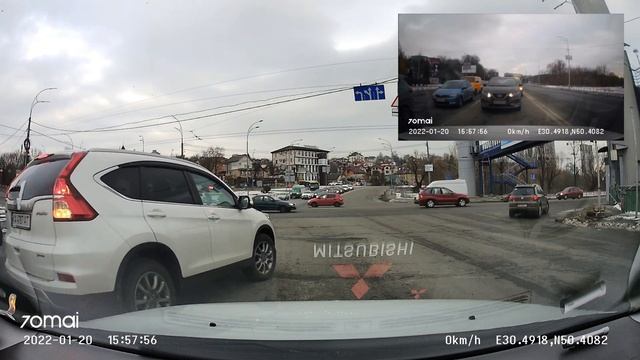 Нарушение правил. Проезд через двойную сплошную.