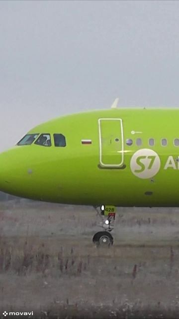 RA-73428 — Airbus A320-271N, S7 Airlines / Сибирь заруливаем на стоянку UIBB.