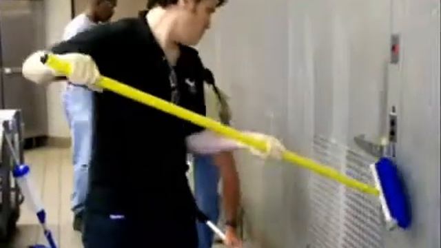 CÁCH VỆ SINH KHO ĐÔNG, KHO MÁT