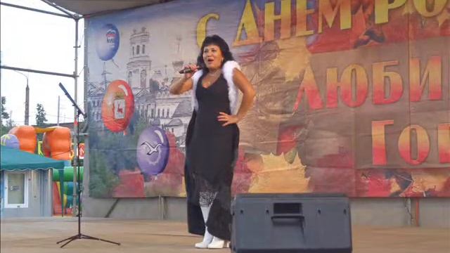 Концертное выступление Фонда Елены Высоцкой с творческой бригадой артистов День Города Н.Новгорода.