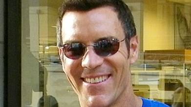 Afb22827115e14e5d40c6095f0993451