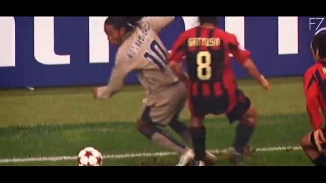 лучшие финты Роналдиньо за Барселону (Best Skills Of Ronaldinho For Barcelona)