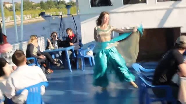 ТЕПЛОХОД БАРИН 30.06.2012Г.ВЕЧЕР...РУЧЕЕК