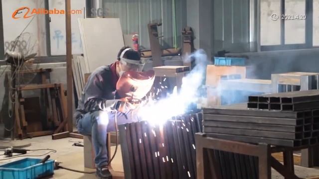 Автоматическая машина для производства чехлов QFM 460C/600C (двухсторонняя специальная форма)