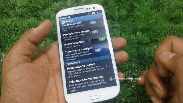 Motion Palm Swipe To Capture Screen On Galaxy S3 S III Smart Phone - PhoneRadar