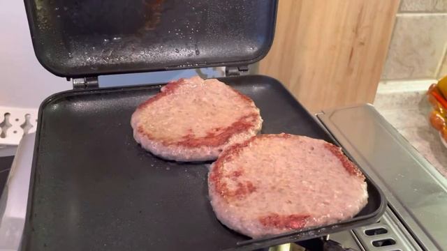 Campingküche: Classic Burger Im RidgeMonkey