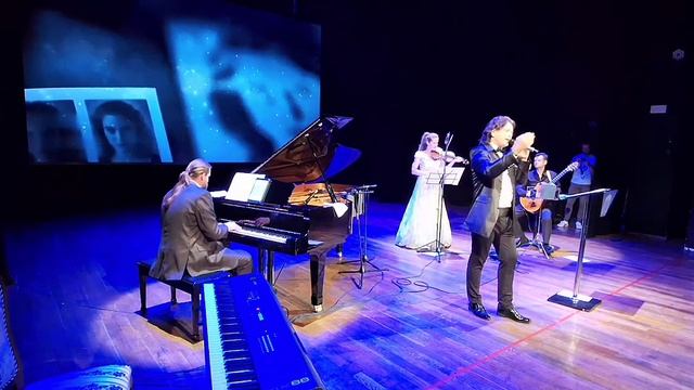 Отключился свет! Но музыка....звучит!!! «Любовь настала». Концерт в Ялте