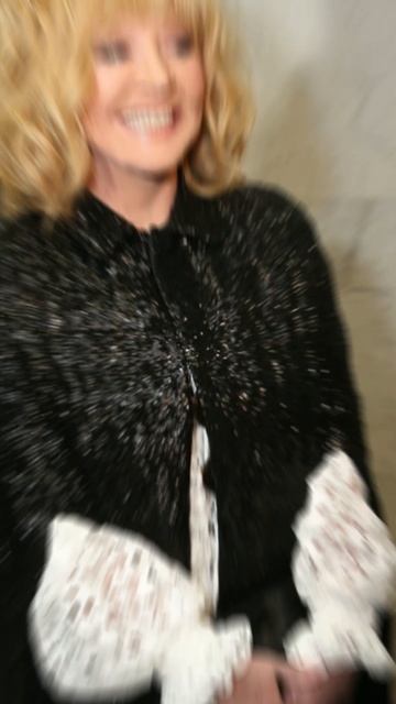 Пугачёва выставила на продажу свой замок в деревне Грязь