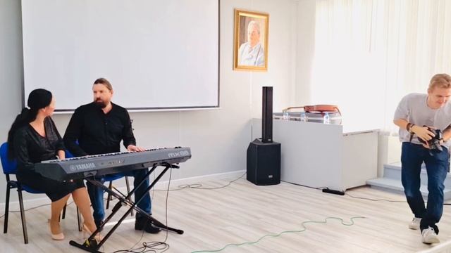 Дарить музыку !  Electric Piano Duet