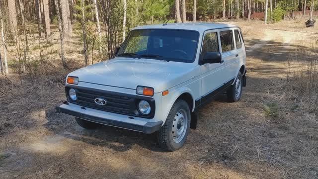 В продаже длинная нива конца 2021 года выпуска