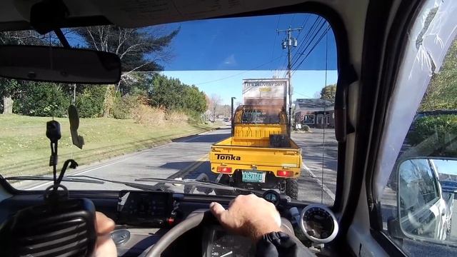 Mini-Truck (SE05 E10) Mini VS Tiny Tonka RACE! Back To Jeffros Cobb Shop To Pick Up A SBC 350