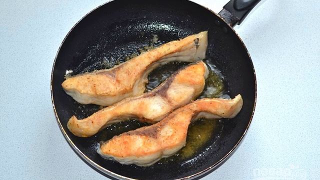 Жареный толстолобик