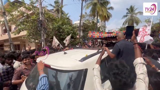 Janasenani Pawan Kalyan Reached Thota Sitharamalaxmi's House At Bhimavaram  | TV 24 Studio