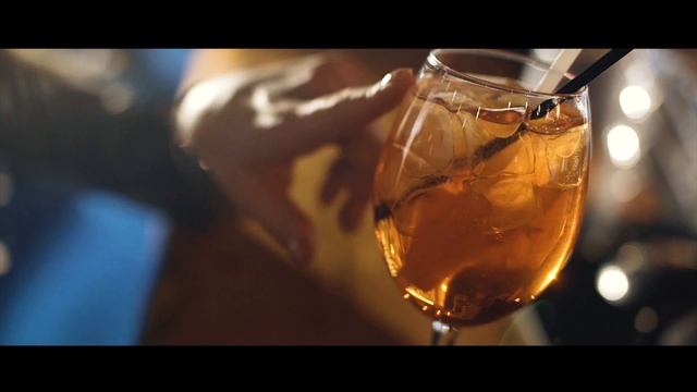 клубы-бары трек