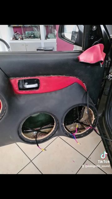 Peugeot 106 τοποθέτηση και κατασκευή πάνελ τοποθέτηση μεγαφώνων με πλήρη καλωδίωση