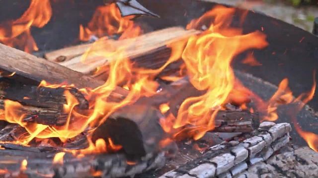 Fire Bowl / Fire Pit HAITI With Grill On Tripod 