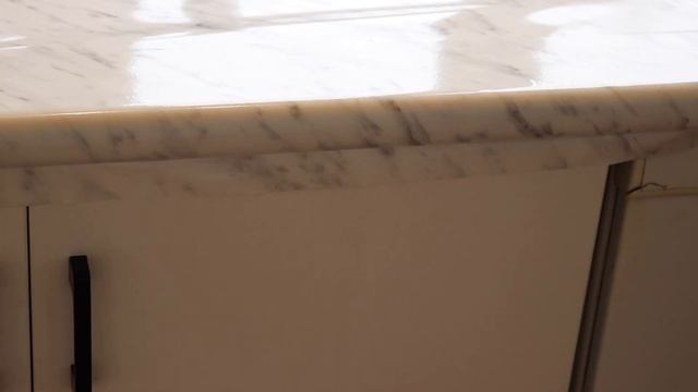 DIY Vinyl Wrap Kitchen Bench Makeover | How-to Rounded Corners & Joins For A Large Bench 2019