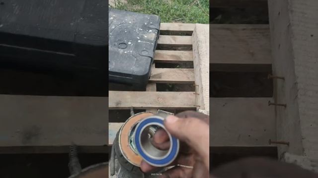 замена подшипника на кондиционер Nissan Presage