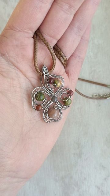 Кулон клевер