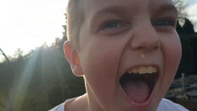 мы кидаем камни в бассейн вторая часть