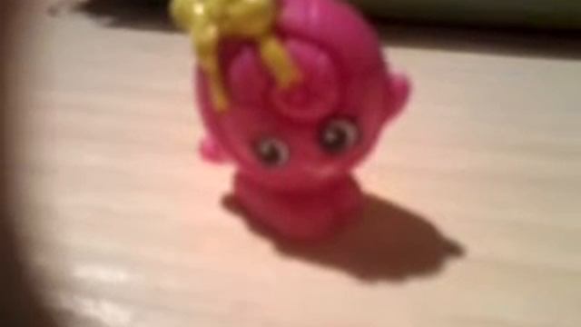 распаковка на 5 штучного набора ShopKins!!! (мои первые Shopkins!!!!!)