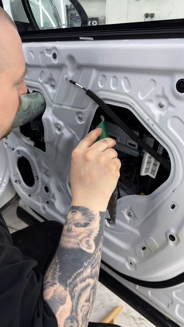 Haval F7x:
— Комплекс бронирования зон риска 
— Комплекс шумоизоляции + арки