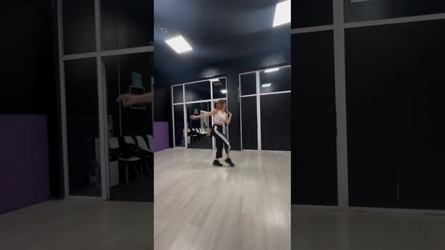 D270b5609d811a8a8cff7b1285ebcf0c