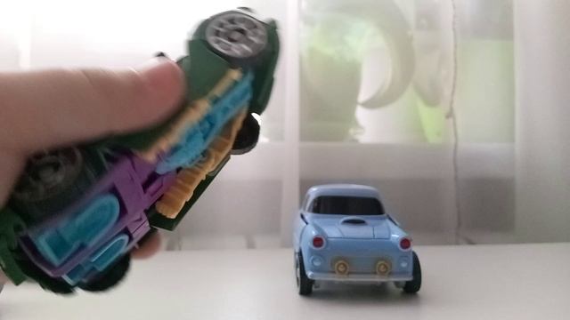 обзор на альтернативные вселенные и легионы по трансформерам