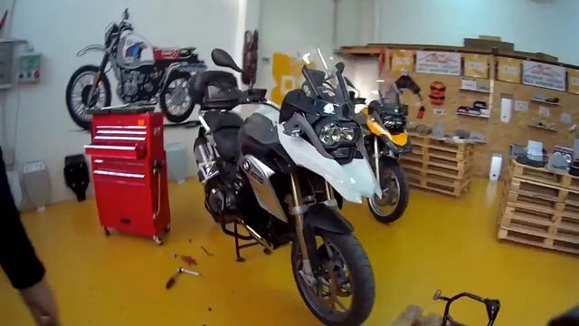 Instucciones De Montaje De Defensas Para Motor Crashbars BMW R1200 LC