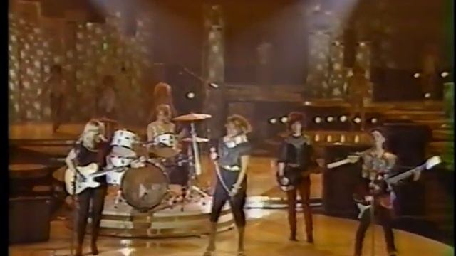 Go-Gos -- Our Lips Are Sealed