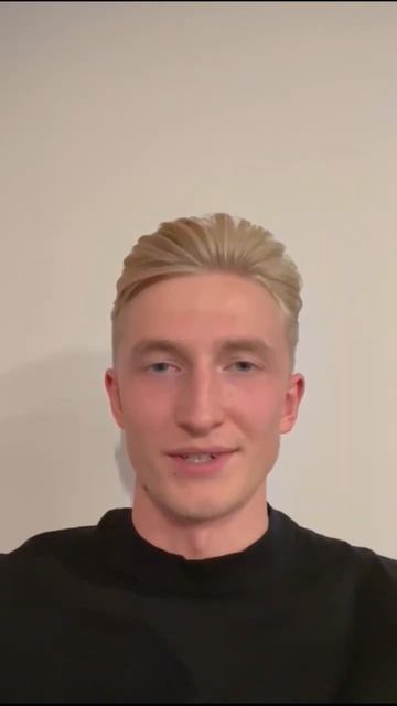 Наши парни поздравляют всех девушек с Международным женским днём 🔝