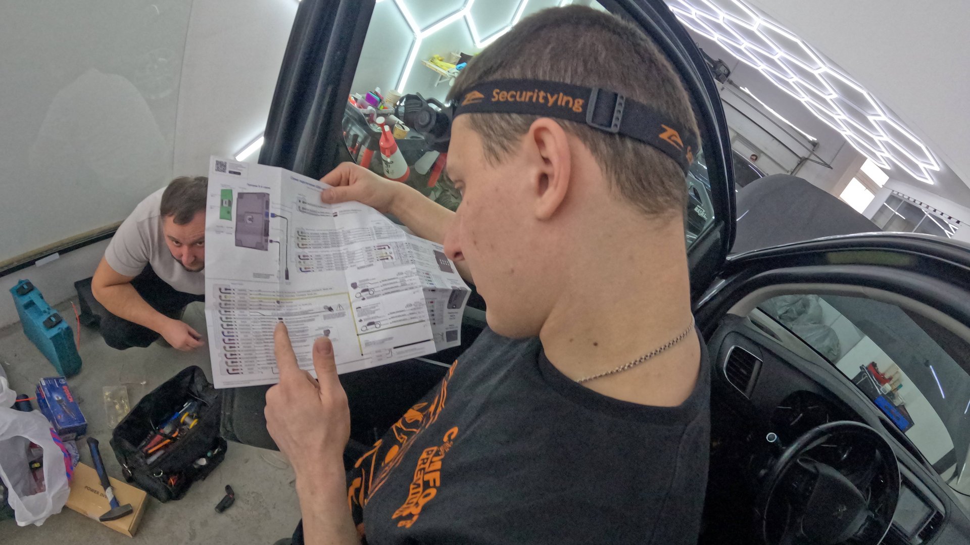 Инвертор в машину, Призрак, Teyes и подкрас сколов