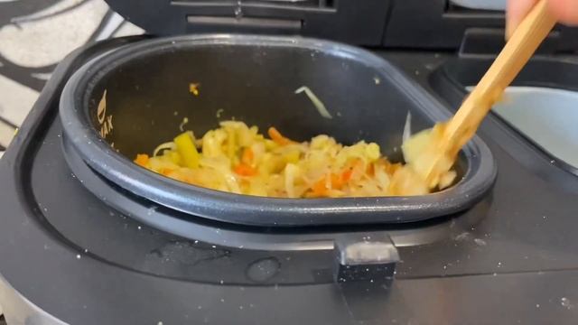 Овощи и суп в одной мультиварке. Рецепт.