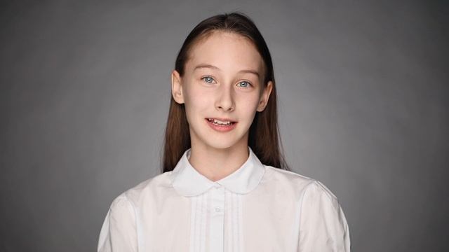 Актерская визитка – Софья Фаустова – Агентство молодых актеров ЛАМА