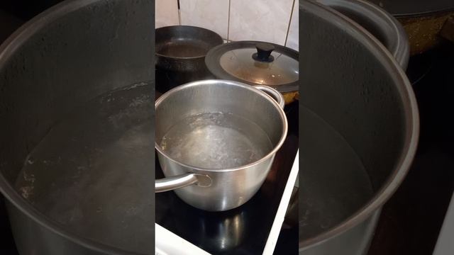 Варю яйца новым способом. Нашла в книге-учебнике 1955г для ресторанов и столовых