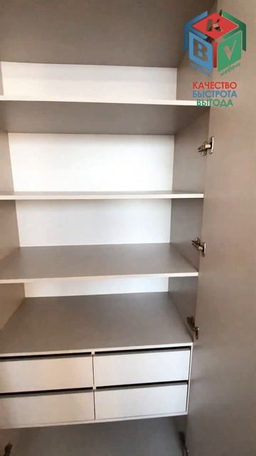 Шкаф распашной