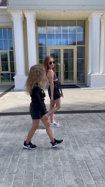 Крутые девчонки 😎 #переодевашки#сменаобраза#шот#shorts#shortvideo