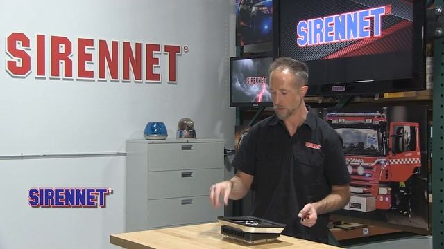 Whelen 900 Series EZ Scene Light Model # 904SLC