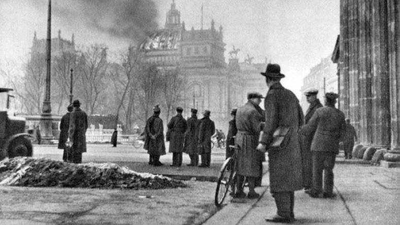 1.14. Веймарская Германия - путь к диктатуре.