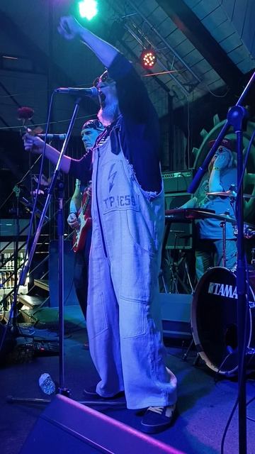 Efb7616114dd6c4e7f31fa01d3ec3a26