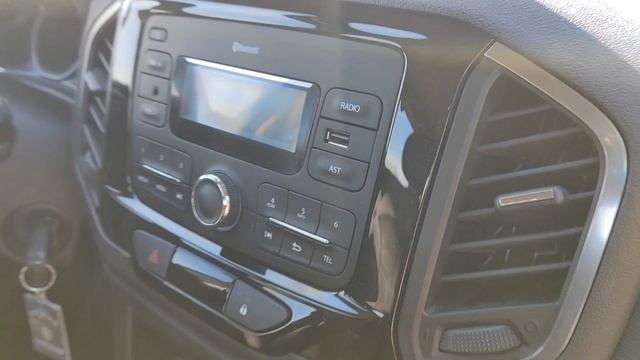 Веста Кросс  Luxe  47 т.км. Авто весь в родной краске!