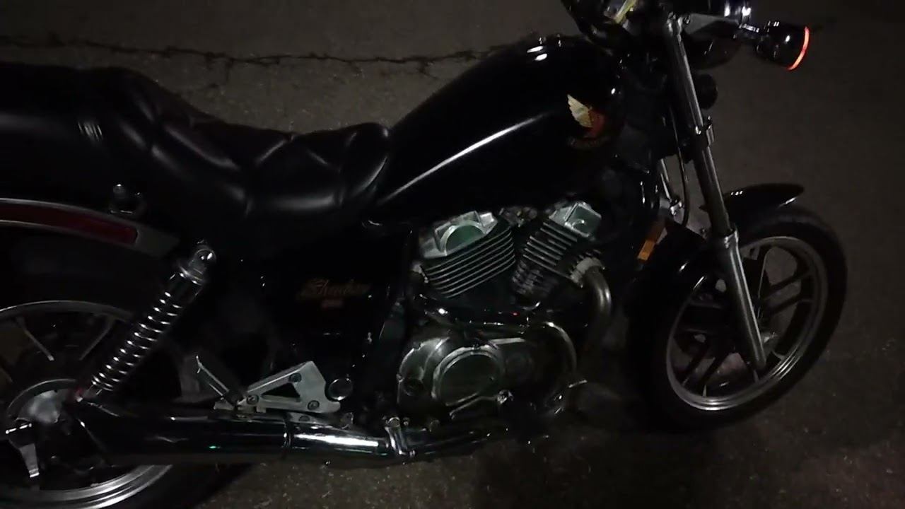 Honda VT500C Shadow 1986 At Night