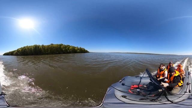 На лодке по Сурскому водохранилищу