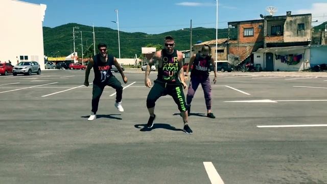 Azukita - Steve Aoki, Daddy Yankee, Play-N-Skillz & Elvis Crespo - Marlon Alves Dance MAs - Zumba