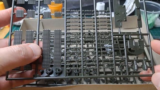 Revell 1/72 Tiger Tank Model Kit