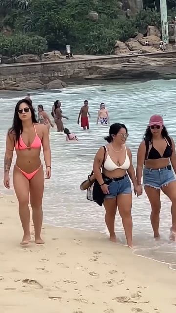 İpanema Beach Brazil 🌴🇧🇷