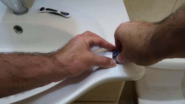 Fixing Gillette Blade that was broken