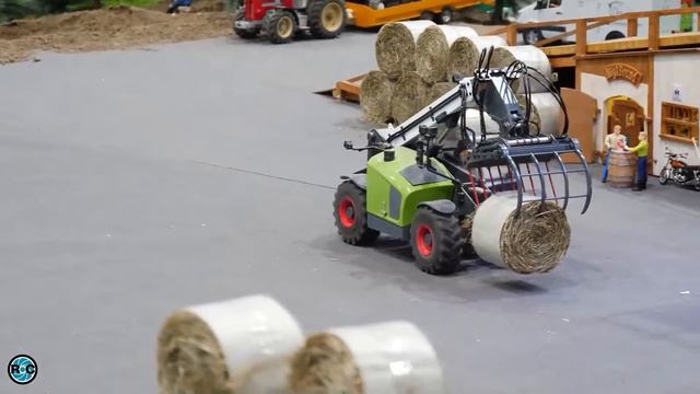 RC Truck Heavy Transport - Volvo RC Excavator Unloading At Modell Hobby Spiel Fair