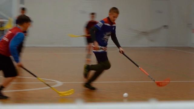 Игры первого этапа Первенств городов Тулы и Новомосковска по флорболу в возрастной группе 2010-2011